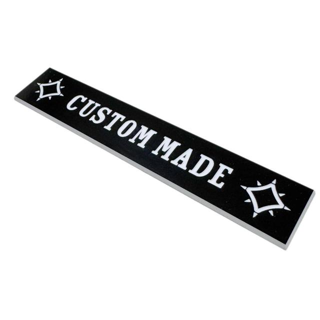 Bigsby等のスタッド穴隠し「CUSTOM MADE」プレート プレーン文字 < ホビー Bigsby等のスタッド穴隠し「CUSTOM MADE」プレート プレーン文字 < ホビーの