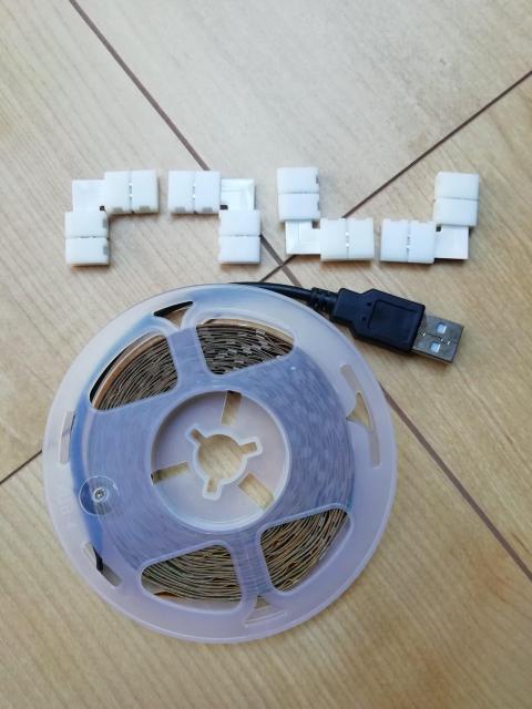 USB LEDe[v5m h ȒPRlN^[4tI  Ɠd/AV 