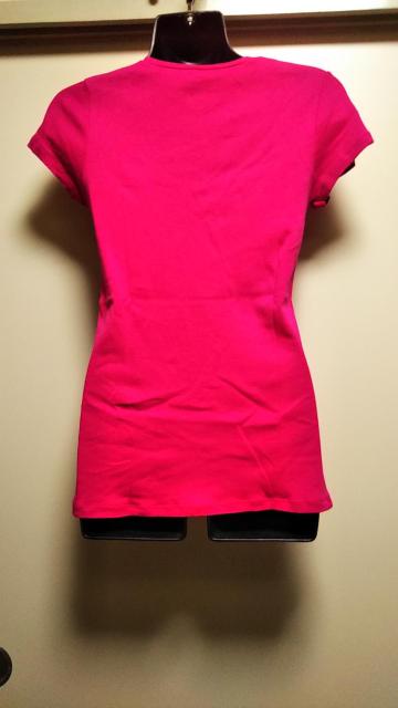 ☆ベネトンラインストーンプチロゴVネックTシャツ☆超美品 < 女性ファッション  ☆ベネトンラインストーンプチロゴVネックTシャツ☆超美品 < 女性ファッションの