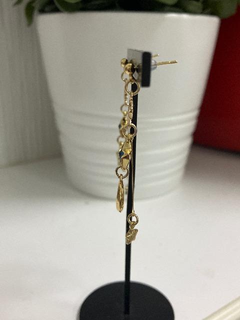 ハンドメイド 月と星のチャームを使ったピアス < 女性ファッション  ハンドメイド 月と星のチャームを使ったピアス < 女性ファッションの