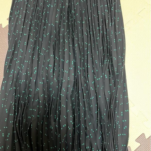 ���j�N���̃����O�X�J�[�g �� �u�����h�� 