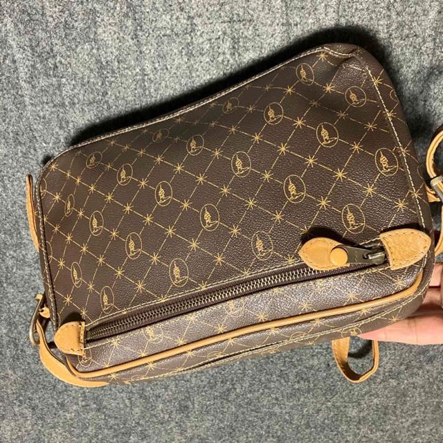 �yTRUSSARDI�z �I�[���h�g���T���f�B / �V�����_�[�o�b�O �� �u�����h�� 