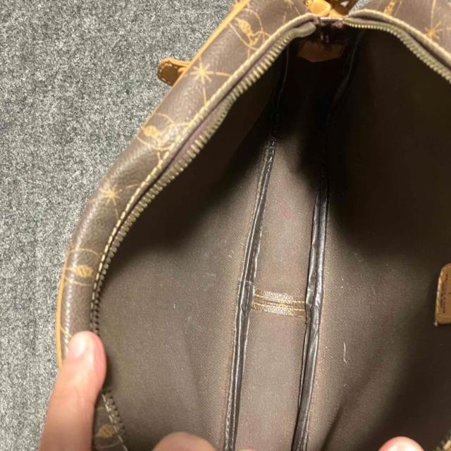 �yTRUSSARDI�z �I�[���h�g���T���f�B / �V�����_�[�o�b�O �� �u�����h�� 