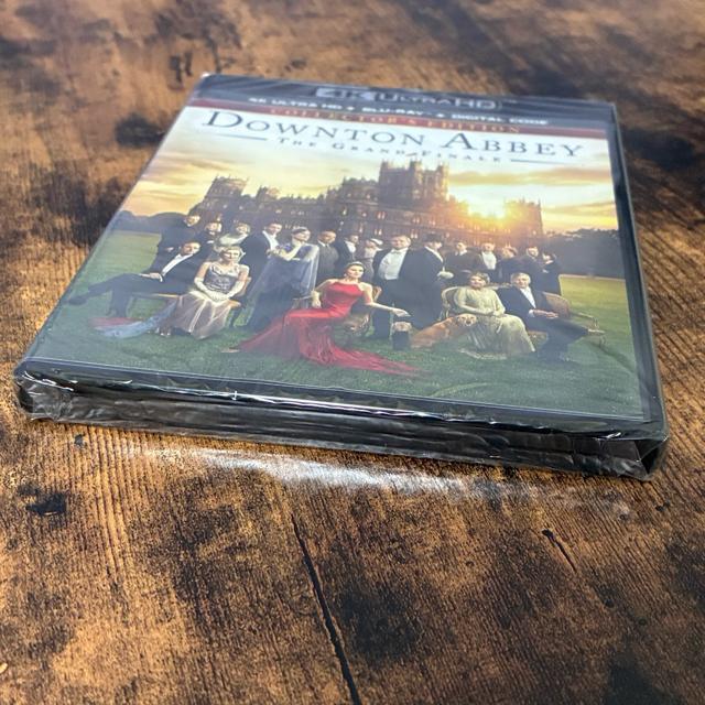 ダウントン・アビー/グランドフィナーレ 4K UHD ULTRA HD Blu-ray 輸入盤【新品】【海外限定版】 < CD/DVD/ビデオ ダウントン・アビー/グランドフィナーレ 4K UHD ULTRA HD Blu-ray 輸入盤【新品】【海外限定版】 < CD/DVD/ビデオの