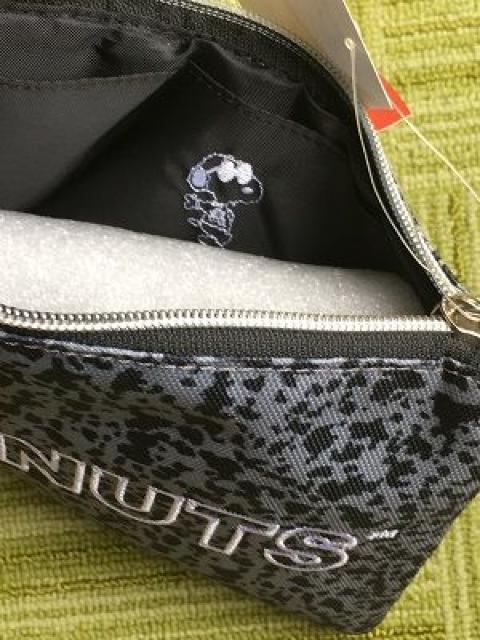 スヌーピーのポーチ < 女性ファッション  スヌーピーのポーチ < 女性ファッションの