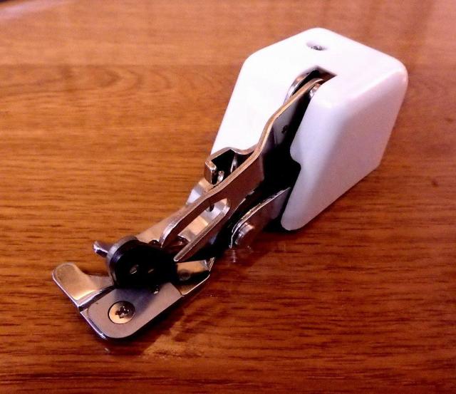 ◆家庭用ジグザグミシンアタッチメント サイドカッターU 東洋精器 中古品 < ホビー  ◆家庭用ジグザグミシンアタッチメント サイドカッターU 東洋精器 中古品 < ホビーの