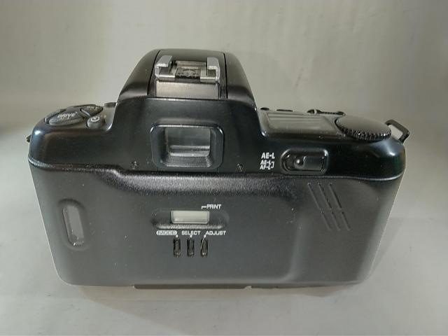 Nikon F-601 + �I�}�P �^������ 28-200mm