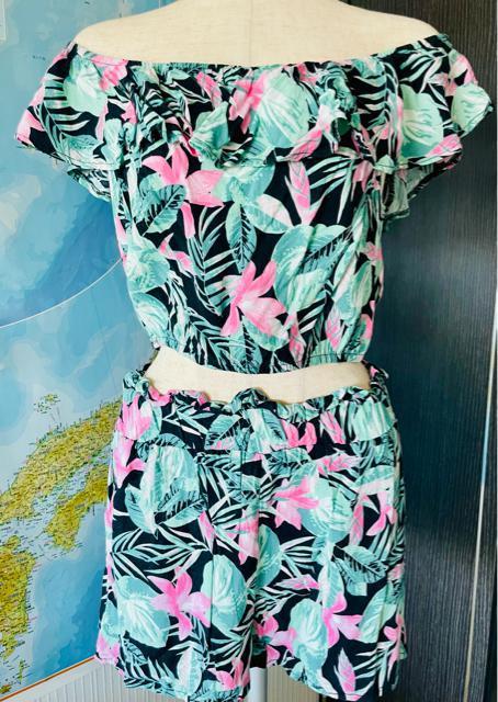 ハワイ島購入 トップ&ショーツ < 女性ファッション  ハワイ島購入 トップ&ショーツ  < 女性ファッションの