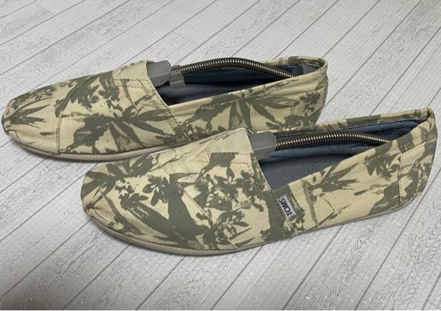 TOMS トムス エスパドリーユ パームツリー柄 アイボリー/カーキ スリッポン メンズ US11 29cm ムラサキスポーツ < 男性ファッション TOMS トムス エスパドリーユ パームツリー柄 アイボリー/カーキ スリッポン メンズ US11 29cm ムラサキスポーツ < 男性ファッションの