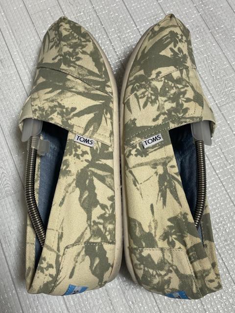 TOMS トムス エスパドリーユ パームツリー柄 アイボリー/カーキ スリッポン メンズ US11 29cm ムラサキスポーツ < 男性ファッション TOMS トムス エスパドリーユ パームツリー柄 アイボリー/カーキ スリッポン メンズ US11 29cm ムラサキスポーツ < 男性ファッションの