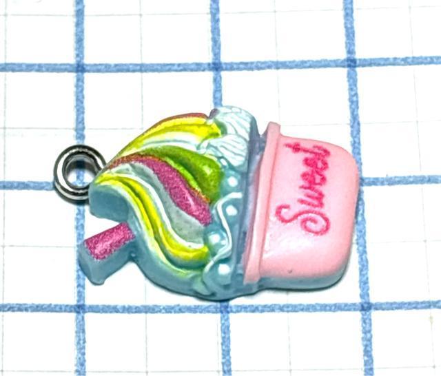 1125 �J�b�v����A�C�X�N���[���@1�@�\�t�g�N���[���@�X�C�[�c�@�f�U�[�g�@�����p�[�c�@�A�N�Z�T���[�`���[���@������ �� �y�b�g/��|/���|�� 