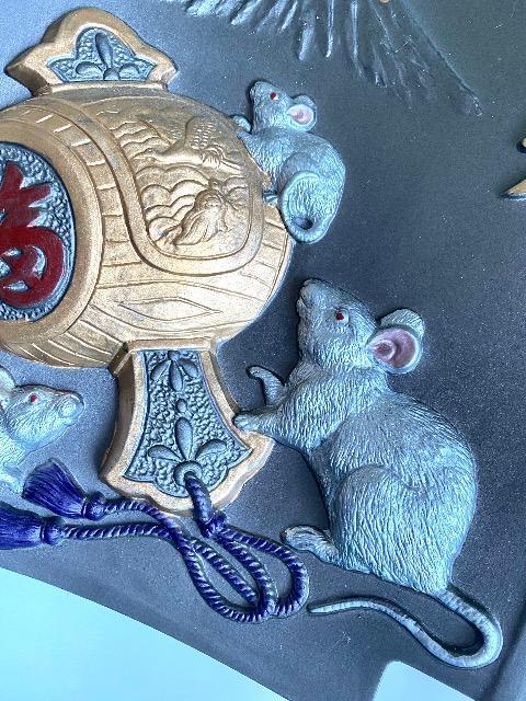 干支瓦(子年) 彩色 「繁栄」 親子鼠と内出の小槌 富士山 飾り瓦 縁起物 置物 オブジェ 掛け飾り ねずみ ネズミ < インテリア/ライフ 干支瓦(子年) 彩色 「繁栄」 親子鼠と内出の小槌 富士山 飾り瓦 縁起物 置物 オブジェ 掛け飾り ねずみ ネズミ < インテリア/ライフの