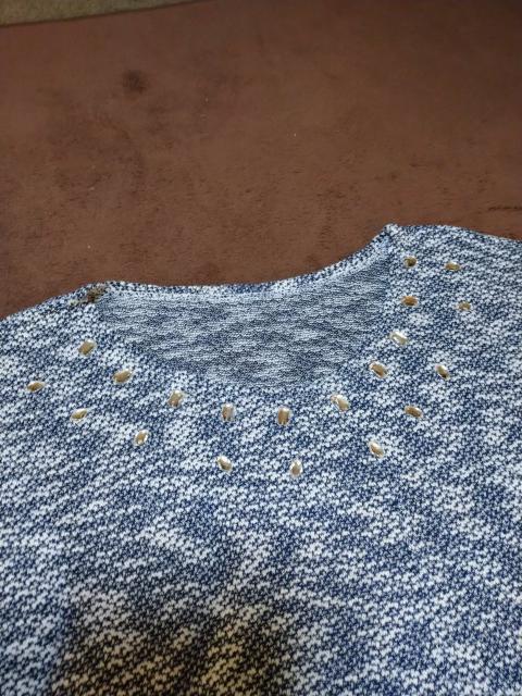 キラキラストーン付きトップス < 女性ファッション  キラキラストーン付きトップス < 女性ファッションの