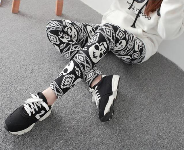 送料無料 レディース スカル プリントレギンスパンツ ドクロ柄 レギパン < 女性ファッション  送料無料 レディース スカル プリントレギンスパンツ ドクロ柄 レギパン < 女性ファッションの