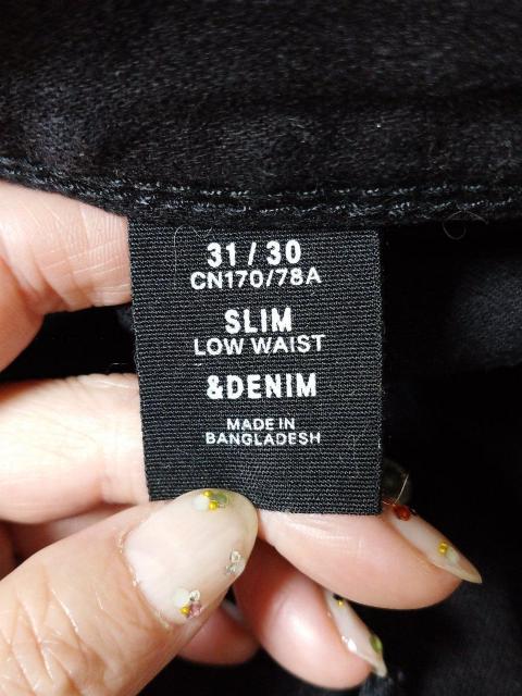 H&M/エイチアンドエム ダメージ加工 デニム < ブランド  H&M/エイチアンドエム ダメージ加工 デニム < ブランドの