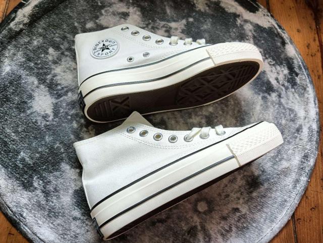 Vi 23cm fB[X Xj[J[ zCg V[Y C ~hJbg  t@bV 