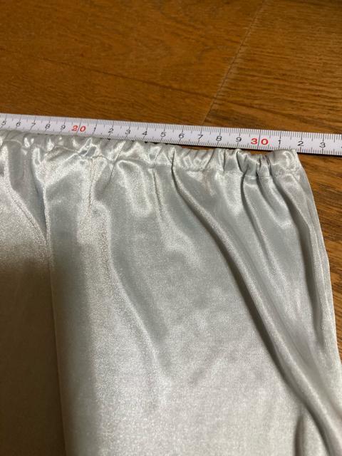 1909.未使用☆J&R☆ペチコート☆透け、纏わり付き防止☆光沢ライトグレー < ブランド  1909.未使用☆J&R☆ペチコート☆透け、纏わり付き防止☆光沢ライトグレー < ブランドの