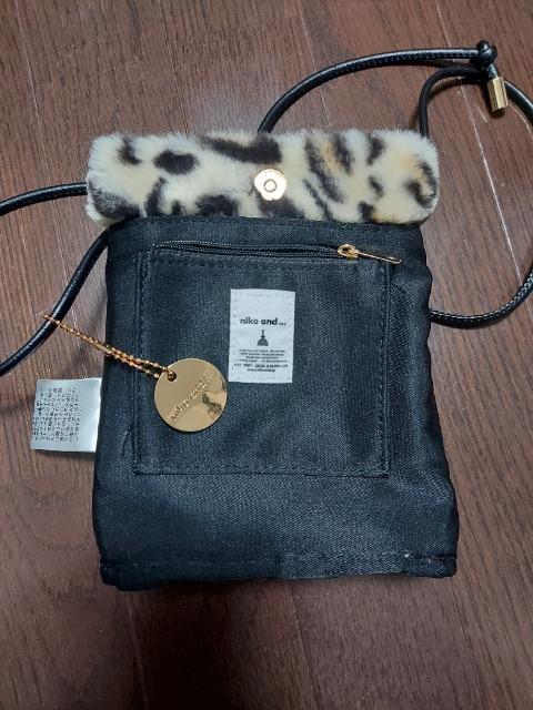 Niko and…ショルダーバッグ < ブランド Niko and…ショルダーバッグ < ブランドの