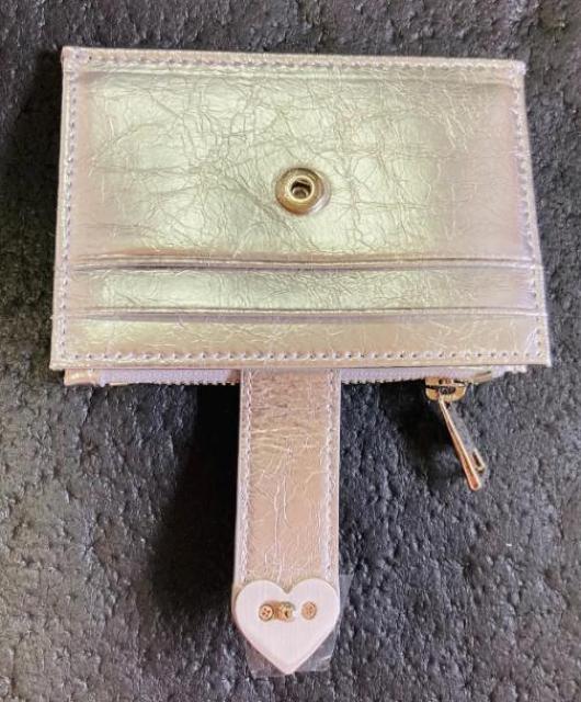 【新品】【韓国現地購入】【正規品】fennec フェネック 財布 カードケース 小銭入れ ハート シルバー < 女性ファッション 【新品】【韓国現地購入】【正規品】fennec フェネック 財布 カードケース 小銭入れ ハート シルバー < 女性ファッションの