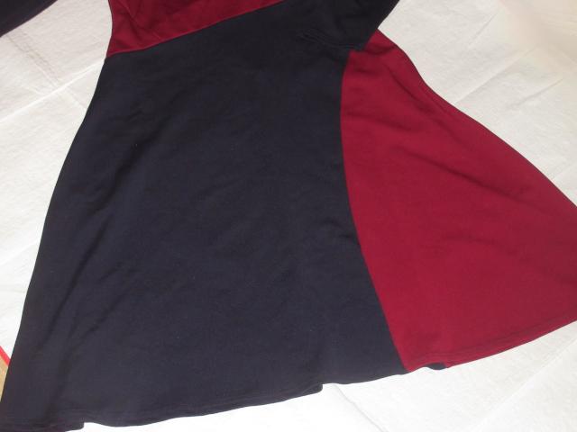 Vネック*バイカラー膝丈ワンピース(ボルドー×ネイビー) < 女性ファッション  Vネック*バイカラー膝丈ワンピース(ボルドー×ネイビー) < 女性ファッションの