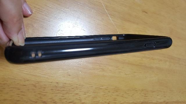 ����iPhone8�J�o�[���P�[�X�����i�ł��I