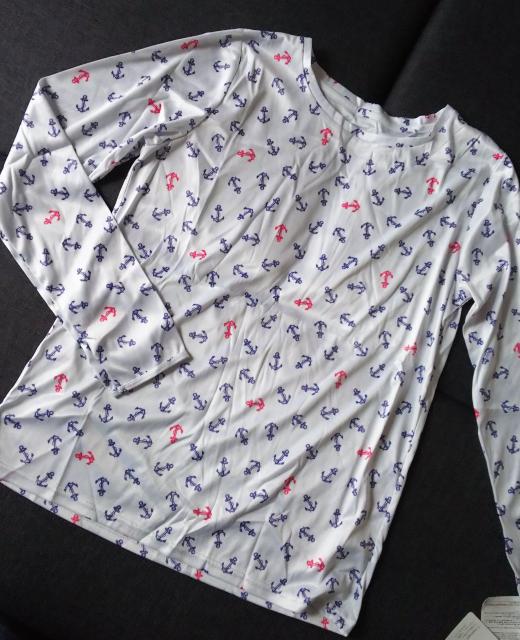 kHallmarkCJbVK[hVi  t@bV 