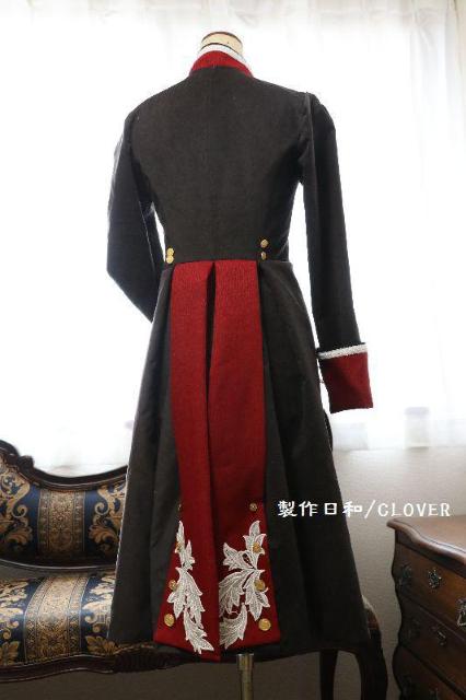 グレイ×赤ジャケット XS~Mサイズ < 女性ファッション  グレイ×赤ジャケット XS~Mサイズ < 女性ファッションの