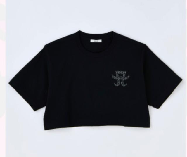 l肠X MURUAR{ A LOGO PRINT CROPPEDTVc   ^gObY 