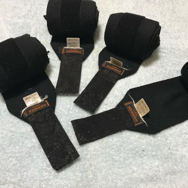 激レア 正規品 エルメス 馬用 肢巻 バンデージ ブラック 4枚セット リメイクにも < ブランド  激レア 正規品 エルメス 馬用 肢巻 バンデージ ブラック 4枚セット リメイクにも < ブランドの