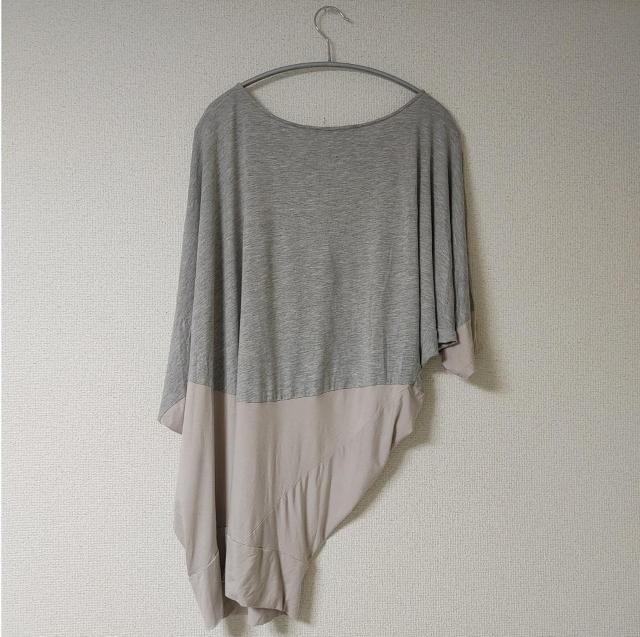 YECCA VECCA★グレー アシンメトリー 変形 プルオーバー チュニック 袖 切替 ワンピース ひざ丈 アシメ バイカラー < 女性ファッション YECCA VECCA★グレー アシンメトリー 変形 プルオーバー チュニック 袖 切替 ワンピース ひざ丈 アシメ バイカラー < 女性ファッションの