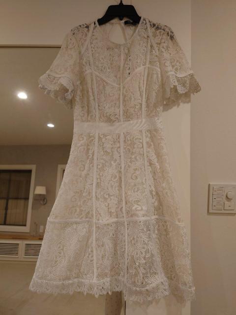 白半袖ミニワンピース カットレース Мサイズ < 女性ファッション  白半袖ミニワンピース カットレース Мサイズ < 女性ファッションの