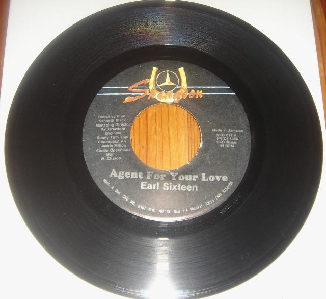Earl Sixteen�@-�@Agent For Your Love�@7�C���`�@Skengdon  �� CD/DVD/�r�f�I�� 