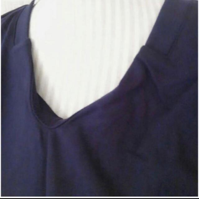新品タグ付き V首カットソー ネイビー < 女性ファッション  新品タグ付き V首カットソー ネイビー < 女性ファッションの