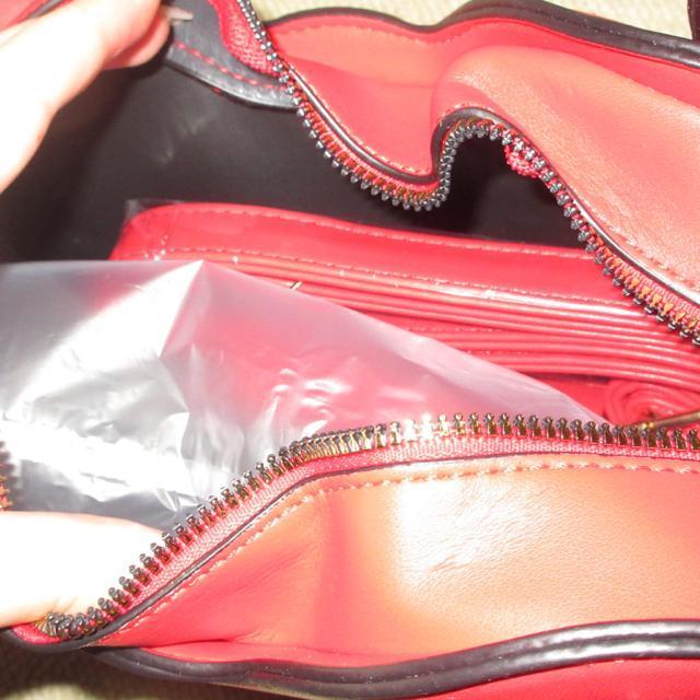 未使用☆ハローキティ*おリボンハンドバッグ*ショルダーバッグ(レッド) < おもちゃ 未使用☆ハローキティ*おリボンハンドバッグ*ショルダーバッグ(レッド) < おもちゃの