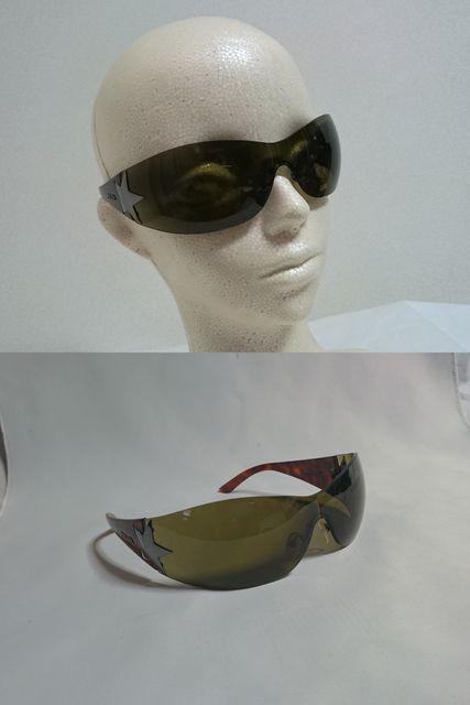 正規新古 hyde着 同型 PRADAプラダ シルバースター×ロゴスポーティー サングラス 茶 シールド1枚レンズ 付属有 < ブランド  正規新古 hyde着 同型 PRADAプラダ シルバースター×ロゴスポーティー サングラス 茶 シールド1枚レンズ 付属有 < ブランドの