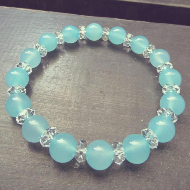 シーブルーカルセドニーxカット水晶ブレスレット 天然石 < 男性アクセサリー/時計 シーブルーカルセドニーxカット水晶ブレスレット 天然石 < 男性アクセサリー/時計の