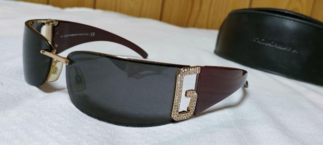 正規レア Gackt着 同型 ドルチェ&ガッバーナ DGロゴ メタルコンビサングラス 黒 紫 石 D&G ラグジュアリーアイウェア < ブランド  正規レア Gackt着 同型 ドルチェ&ガッバーナ DGロゴ メタルコンビサングラス 黒 紫 石 D&G ラグジュアリーアイウェア  < ブランドの