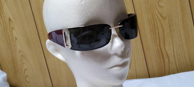 正規レア Gackt着 同型 ドルチェ&ガッバーナ DGロゴ メタルコンビサングラス 黒 紫 石 D&G ラグジュアリーアイウェア < ブランド  正規レア Gackt着 同型 ドルチェ&ガッバーナ DGロゴ メタルコンビサングラス 黒 紫 石 D&G ラグジュアリーアイウェア < ブランドの