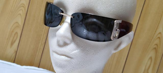 正規レア Gackt着 同型 ドルチェ&ガッバーナ DGロゴ メタルコンビサングラス 黒 紫 石 D&G ラグジュアリーアイウェア < ブランド  正規レア Gackt着 同型 ドルチェ&ガッバーナ DGロゴ メタルコンビサングラス 黒 紫 石 D&G ラグジュアリーアイウェア < ブランドの