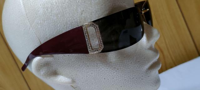 正規レア Gackt着 同型 ドルチェ&ガッバーナ DGロゴ メタルコンビサングラス 黒 紫 石 D&G ラグジュアリーアイウェア < ブランド  正規レア Gackt着 同型 ドルチェ&ガッバーナ DGロゴ メタルコンビサングラス 黒 紫 石 D&G ラグジュアリーアイウェア < ブランドの