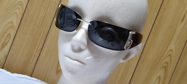 正規レア Gackt着 同型 ドルチェ&ガッバーナ DGロゴ メタルコンビサングラス 黒 紫 石 D&G ラグジュアリーアイウェア < ブランド  正規レア Gackt着 同型 ドルチェ&ガッバーナ DGロゴ メタルコンビサングラス 黒 紫 石 D&G ラグジュアリーアイウェア < ブランドの