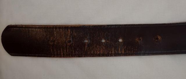 茶革 金バックル 太ベルト ヴィンテージ ウエスト66〜80cm 細見え 難あり < 女性ファッション 茶革 金バックル 太ベルト ヴィンテージ ウエスト66〜80cm 細見え 難あり < 女性ファッションの