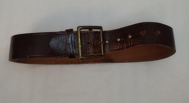 茶革 金バックル 太ベルト ヴィンテージ ウエスト66〜80cm 細見え 難あり < 女性ファッション 茶革 金バックル 太ベルト ヴィンテージ ウエスト66〜80cm 細見え 難あり < 女性ファッションの