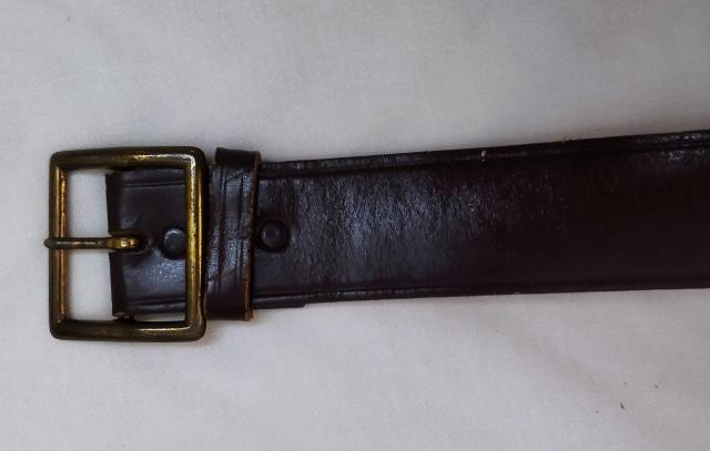 茶革 金バックル 太ベルト ヴィンテージ ウエスト66〜80cm 細見え 難あり < 女性ファッション 茶革 金バックル 太ベルト ヴィンテージ ウエスト66〜80cm 細見え 難あり < 女性ファッションの
