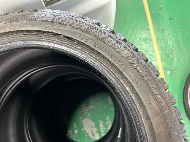 0110168)中古国産スタッドレスタイヤブリヂストンブリザック4本セット普通車全般215/45R17送料無料 < 自動車/バイク 0110168)中古国産スタッドレスタイヤブリヂストンブリザック4本セット普通車全般215/45R17送料無料 < 自動車/バイク