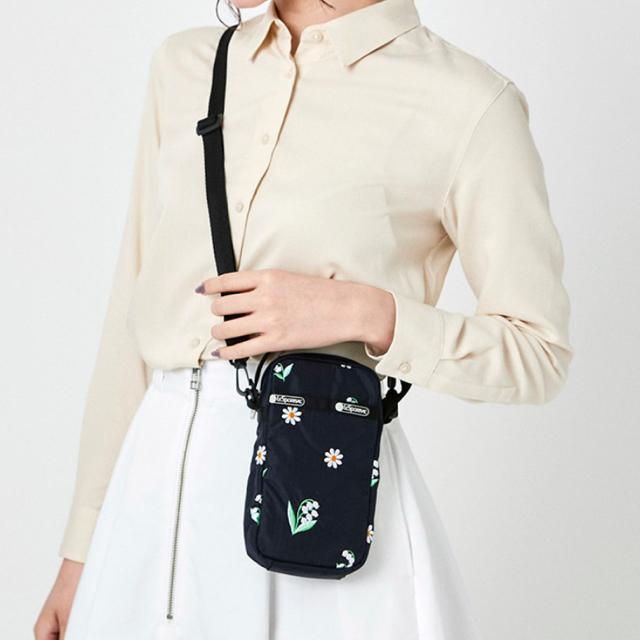 ★新品未使用★LeSportsac レスポートサック デイジーバレー ショルダーバッグ 3505 送料無料 < 女性ファッション  ★新品未使用★LeSportsac レスポートサック デイジーバレー ショルダーバッグ 3505 送料無料 < 女性ファッションの