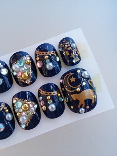 売り切りsale☆月&ネコ.三角くり抜き.ジュエリー.ショート.注意書きあり < 香水/コスメ/ネイル  売り切りsale☆月&ネコ.三角くり抜き.ジュエリー.ショート.注意書きあり < 香水/コスメ/ネイルの