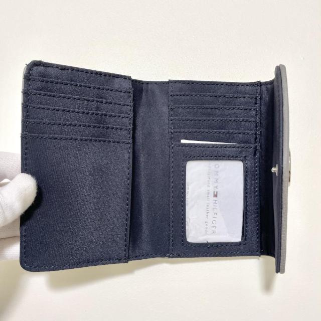 トミーヒルフィガー 財布 ウォレット 三つ折り 総柄 レディース 白 ホワイト < ブランド トミーヒルフィガー 財布 ウォレット 三つ折り 総柄 レディース 白 ホワイト < ブランドの