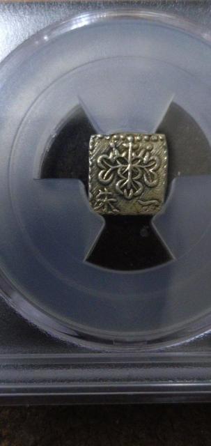 ÑK@锼@CAGӒy^iz  zr[ 