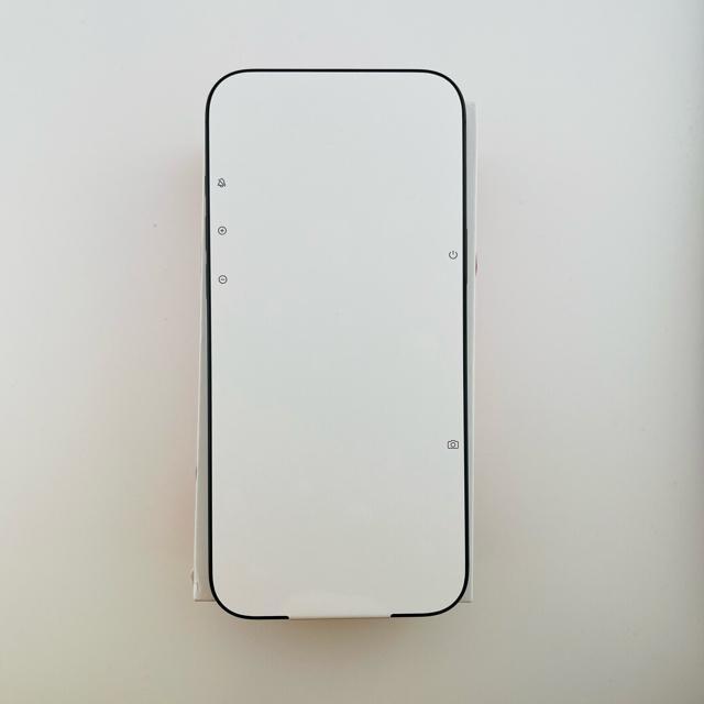 �������g�p iPhone 16 Pro Max 512 GB SIM�t���[ �{�� �� �Ɠd/AV�� 